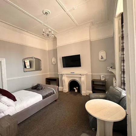 The Jubilee Hotel East - With Spa Facilities & Smokehouse - Newly Refurbished Facilities Weymouth Exterior photo